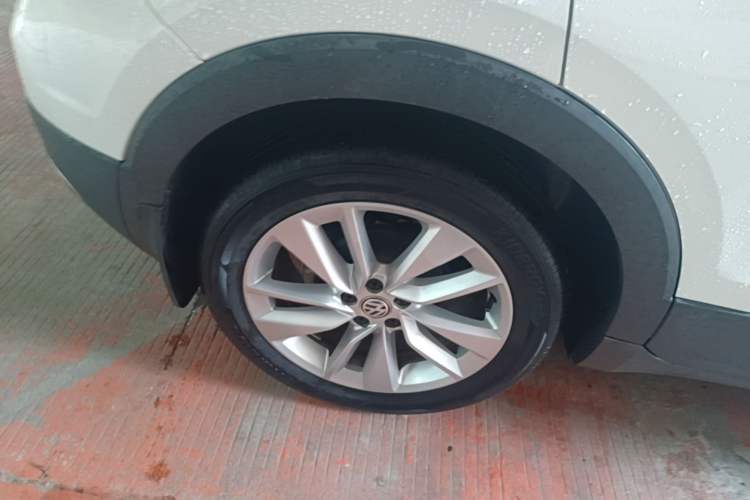 Used Volkswagen T-Cross 2020 280TSI DSG Comfort Edition Right Rear Wheel Hub