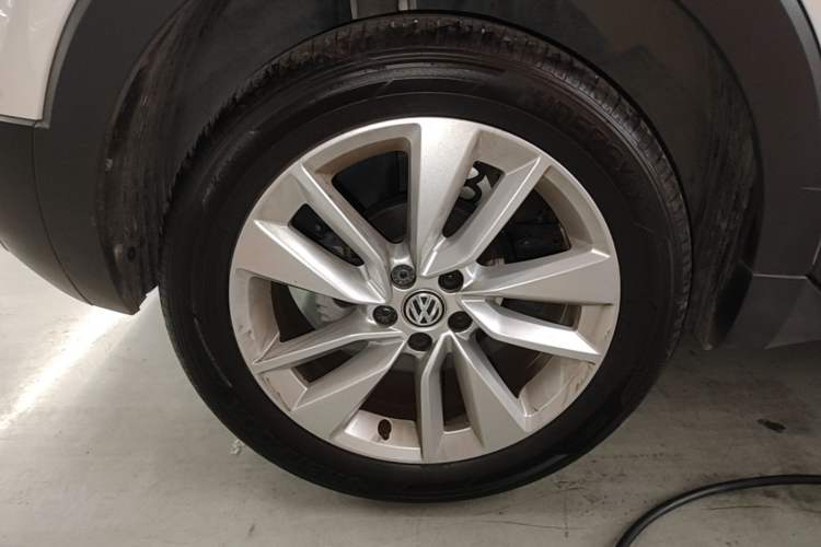 Used Volkswagen T-Cross 2020 1.5L Automatic Comfort Edition Right Rear Wheel Hub