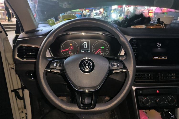 Used Volkswagen T-Cross 2020 1.5L Automatic Comfort Edition Steering Wheel