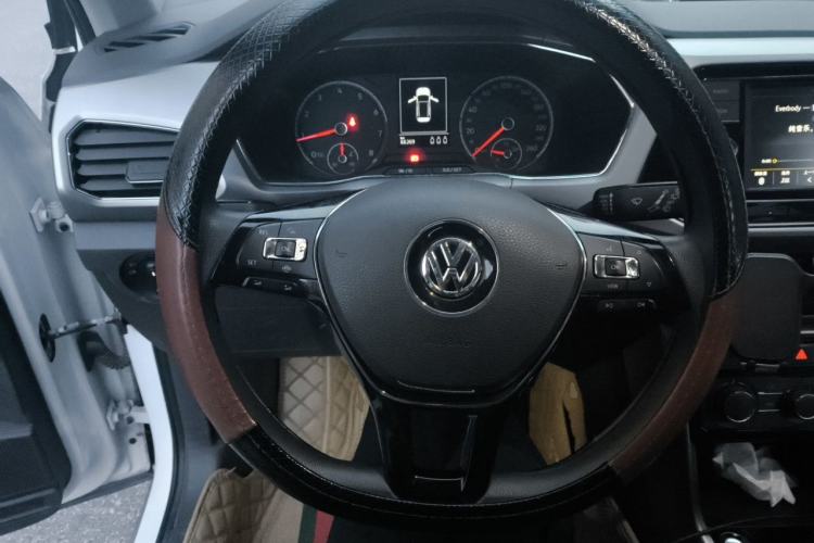 Used Volkswagen T-Cross 2020 1.5L Automatic Comfort Edition Steering Wheel