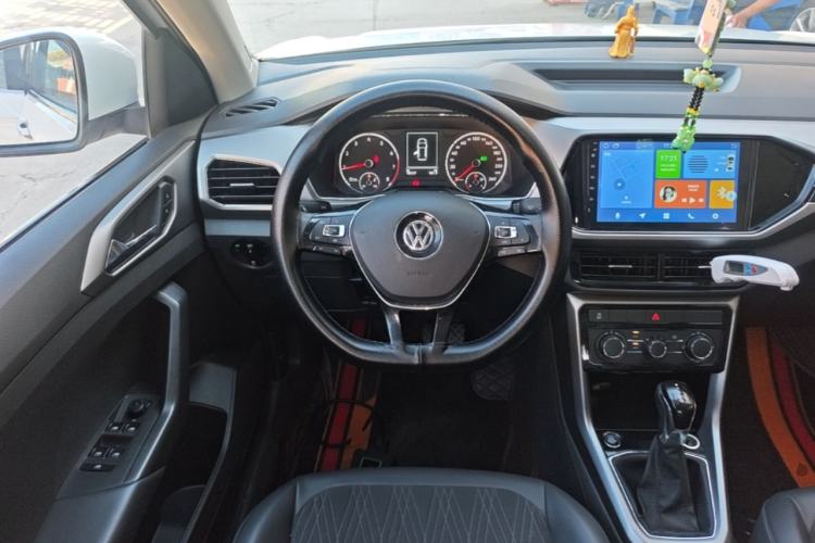 Used Volkswagen T-Cross 2020 1.5L Automatic Comfort Edition Steering Wheel