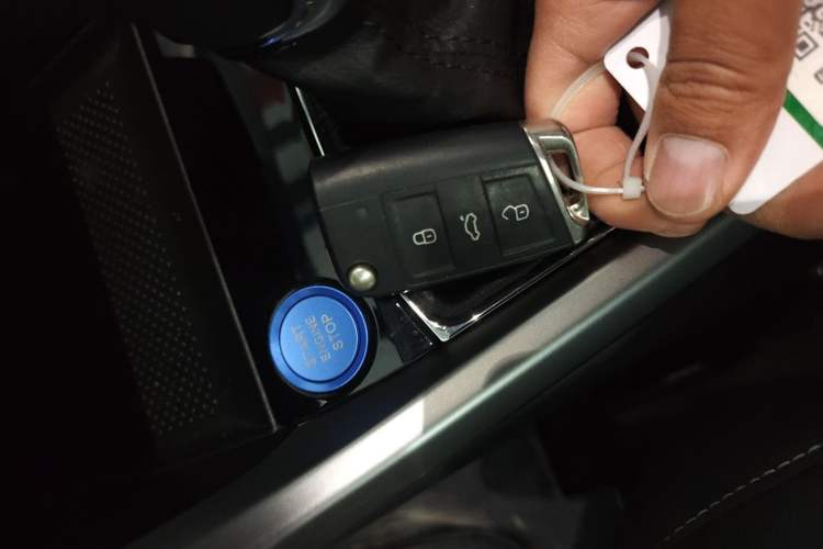 Used Volkswagen T-Cross 2020 280TSI DSG Comfort Edition Vehicle Key