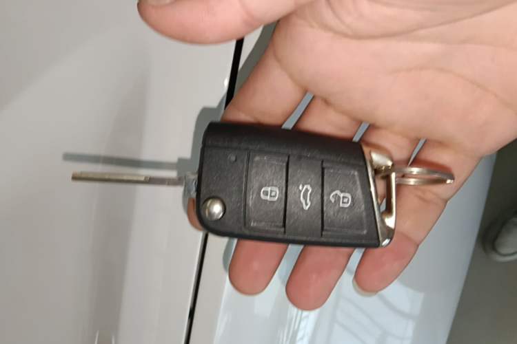 Used Volkswagen T-Cross 2020 280TSI DSG Comfort Edition Vehicle Key