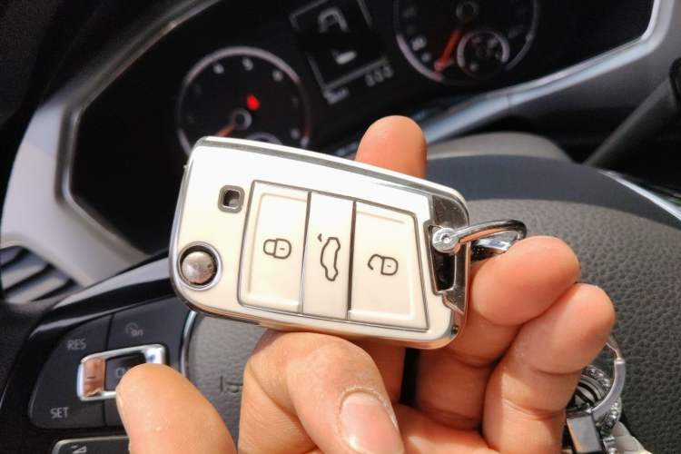 Used Volkswagen T-Cross 2020 1.5L Automatic Comfort Edition Vehicle Key