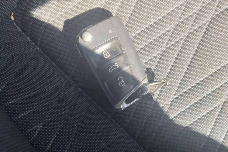 Used Volkswagen T-Cross 2020 280TSI DSG Comfort Edition Vehicle Key