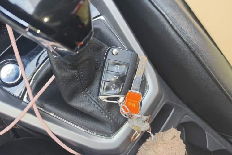 Used Volkswagen T-Cross 2020 1.5L Automatic Comfort Edition Vehicle Key