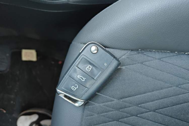 Used Volkswagen T-Cross 2020 280TSI DSG Comfort Edition Vehicle Key