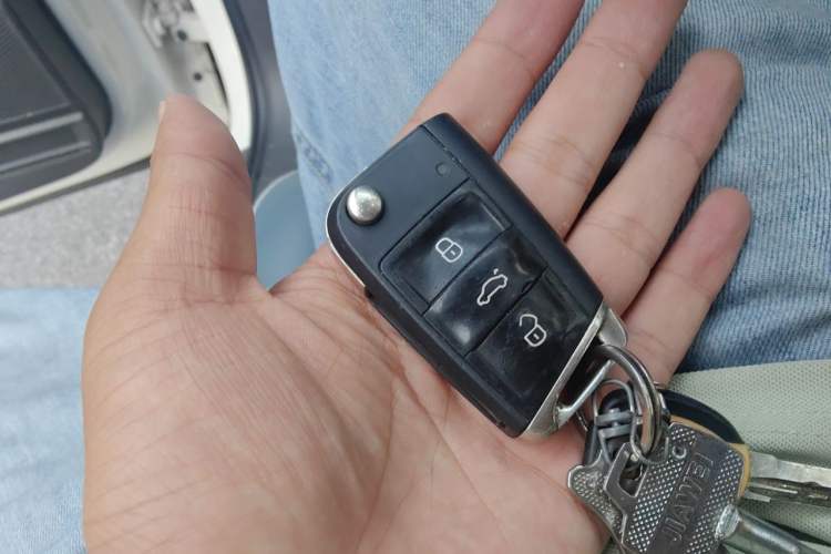 Used Volkswagen T-Cross 2020 1.5L Automatic Comfort Edition Vehicle Key