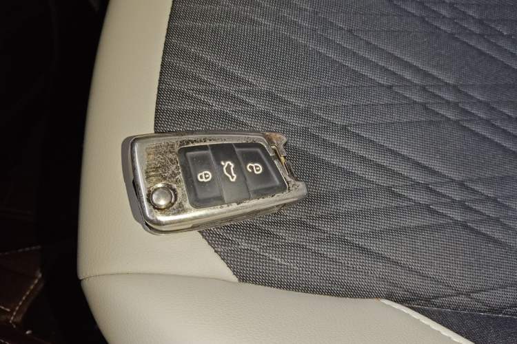 Used Volkswagen T-Cross 2020 280TSI DSG Comfort Edition Vehicle Key