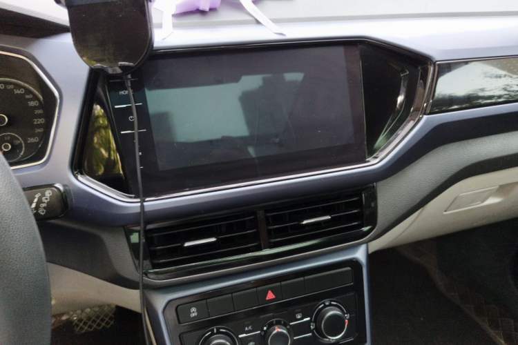 Used Volkswagen T-Cross 2021 280TSI DSG Comfort Edition Audio And AC Panel