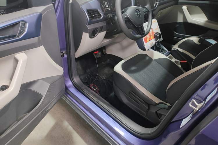 Used Volkswagen T-Cross 2021 280TSI DSG Comfort Edition Driver Seat