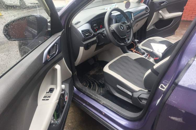 Used Volkswagen T-Cross 2021 280TSI DSG Comfort Edition Driver Seat