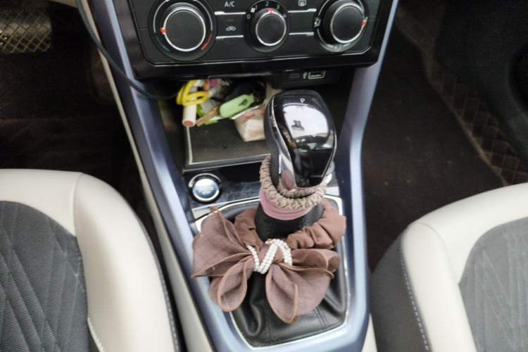 Used Volkswagen T-Cross 2021 280TSI DSG Comfort Edition Gear Lever