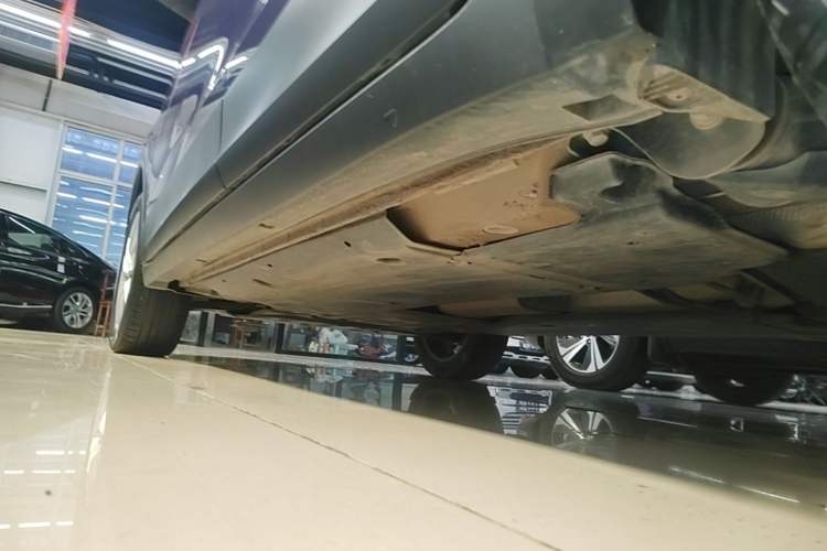 Used Volkswagen T-Cross 2021 1.5L Automatic Comfort Edition Left Side Sill