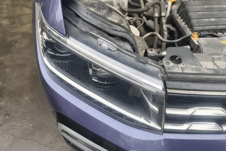 Used Volkswagen T-Cross 2021 280TSI DSG Comfort Edition Right Front Headlight
