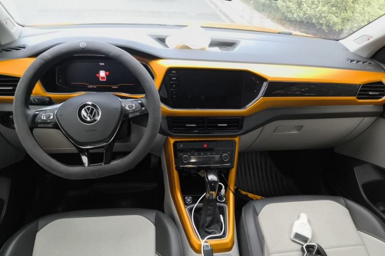 Used Volkswagen T-Cross 2021 280TSI DSG Luxury Edition Center Console