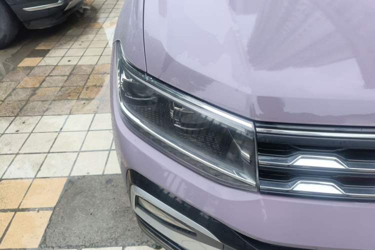 Used Volkswagen T-Cross 2021 1.5L Automatic Comfort Edition Right Front Headlight