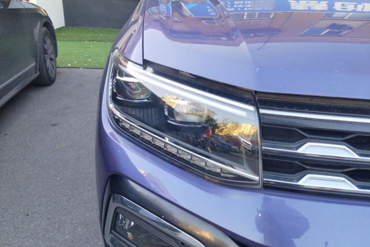 Used Volkswagen T-Cross 2021 280TSI DSG Luxury Edition Right Front Headlight