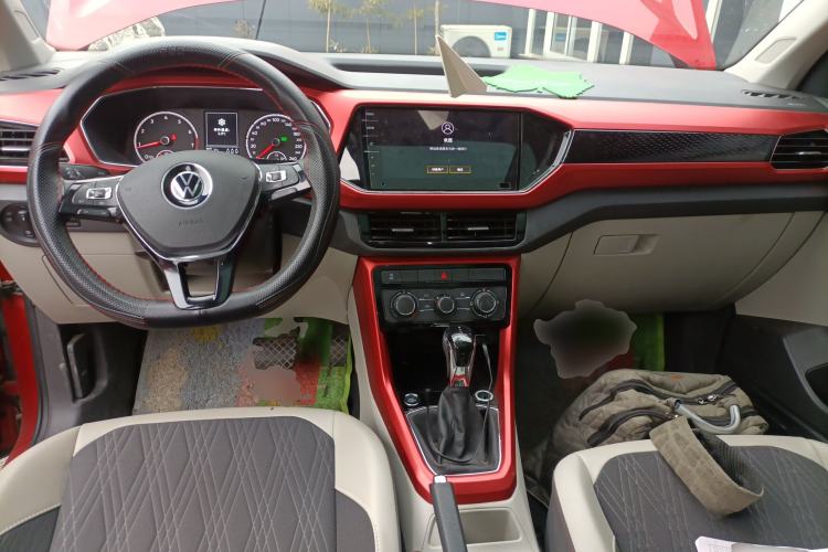 Used Volkswagen T-Cross 2021 1.5L Automatic Comfort Edition Center Console