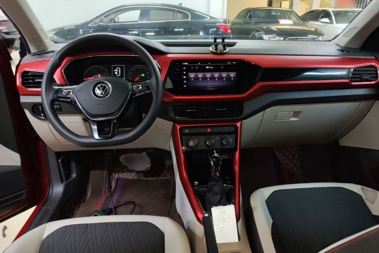 Used Volkswagen T-Cross 2021 1.5L Automatic Comfort Edition Center Console