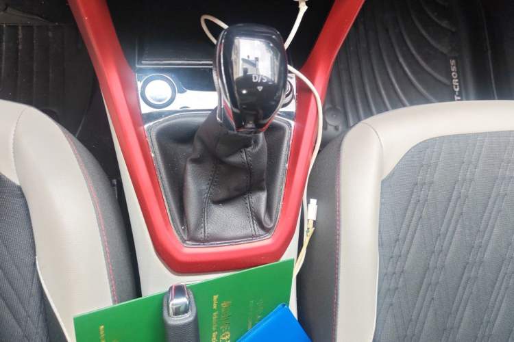 Used Volkswagen T-Cross 2021 1.5L Automatic Comfort Edition Gear Lever