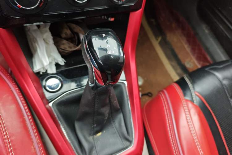 Used Volkswagen T-Cross 2021 280TSI DSG Comfort Edition Gear Lever