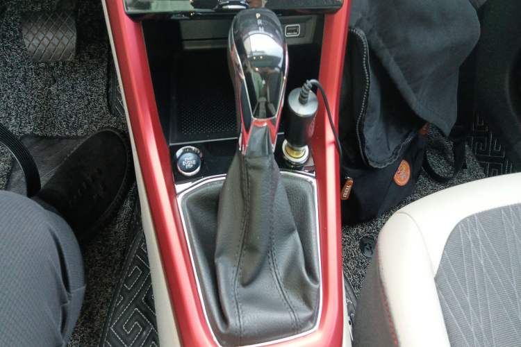 Used Volkswagen T-Cross 2021 1.5L Automatic Comfort Edition Gear Lever