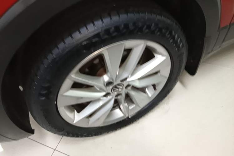 Used Volkswagen T-Cross 2021 1.5L Automatic Comfort Edition Left Front Wheel Hub