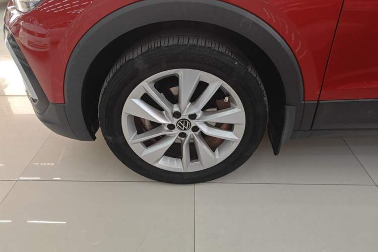 Used Volkswagen T-Cross 2021 280TSI DSG Comfort Edition Left Front Wheel Hub