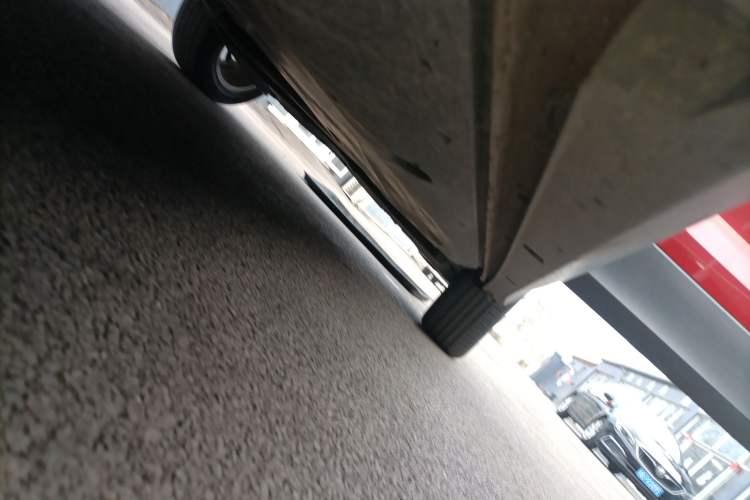 Used Volkswagen T-Cross 2021 1.5L Automatic Comfort Edition Left Side Sill