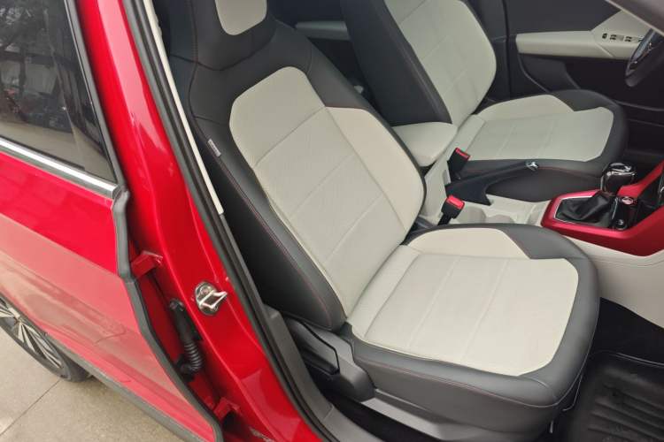 Used Volkswagen T-Cross 2021 280TSI DSG Luxury Edition Right Front Seat