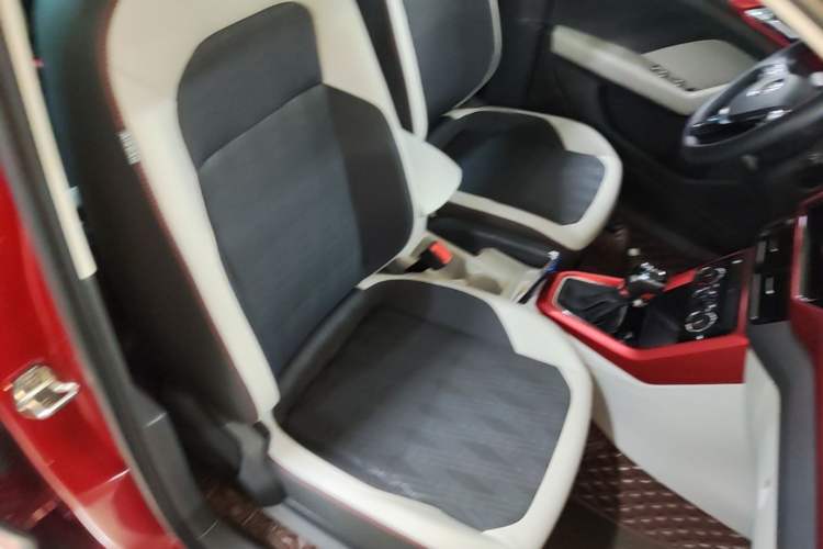 Used Volkswagen T-Cross 2021 1.5L Automatic Comfort Edition Right Front Seat