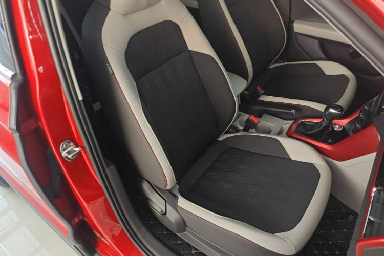 Used Volkswagen T-Cross 2021 280TSI DSG Comfort Edition Right Front Seat