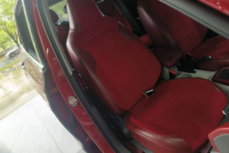 Used Volkswagen T-Cross 2021 280TSI DSG Comfort Edition Right Front Seat