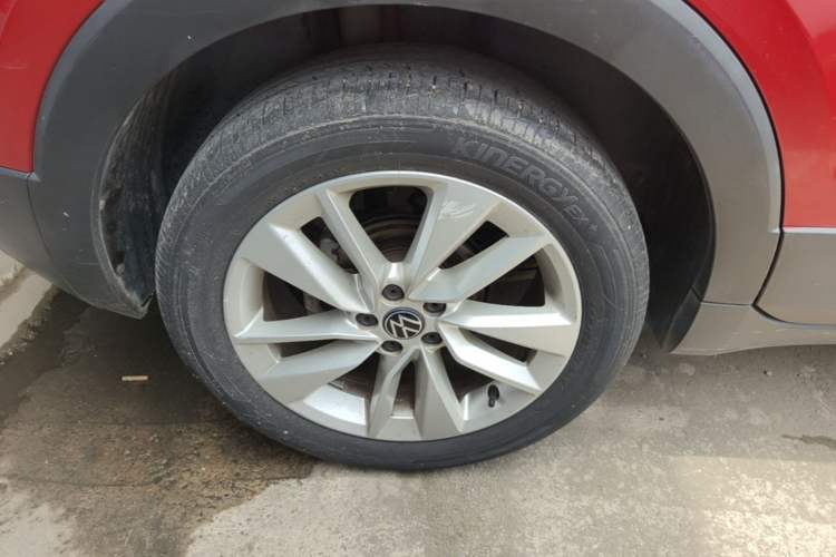 Used Volkswagen T-Cross 2021 280TSI DSG Comfort Edition Right Rear Wheel Hub