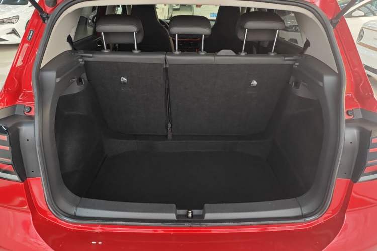 Used Volkswagen T-Cross 2021 280TSI DSG Comfort Edition Trunk