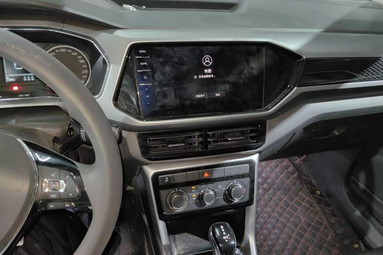 Used Volkswagen T-Cross 2021 1.5L Automatic Comfort Edition Audio And AC Panel