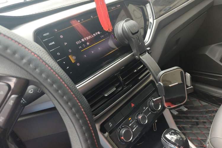 Used Volkswagen T-Cross 2021 1.5L Automatic Comfort Edition Audio And AC Panel