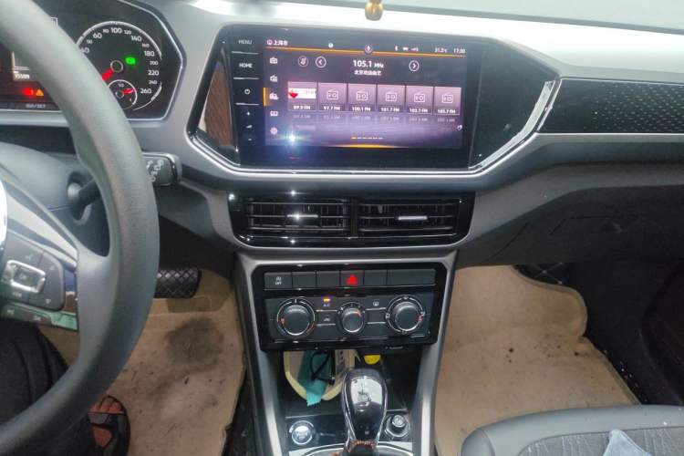 Used Volkswagen T-Cross 2021 1.5L Automatic Comfort Edition Audio And AC Panel