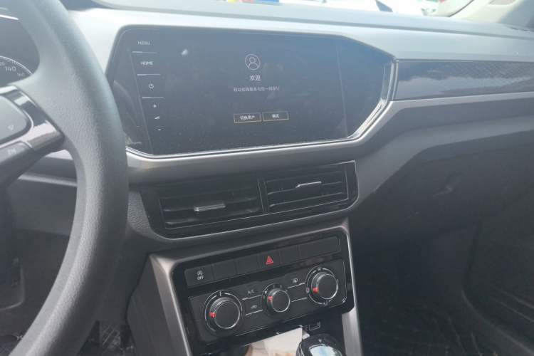 Used Volkswagen T-Cross 2021 280TSI DSG Luxury Edition Audio And AC Panel