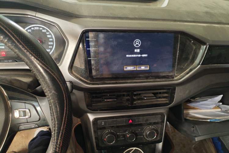 Used Volkswagen T-Cross 2021 280TSI DSG Comfort Edition Audio And AC Panel