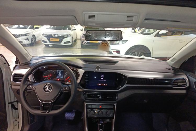 Used Volkswagen T-Cross 2021 280TSI DSG Comfort Edition Center Console