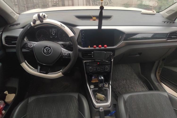Used Volkswagen T-Cross 2021 1.5L Automatic Comfort Edition Center Console