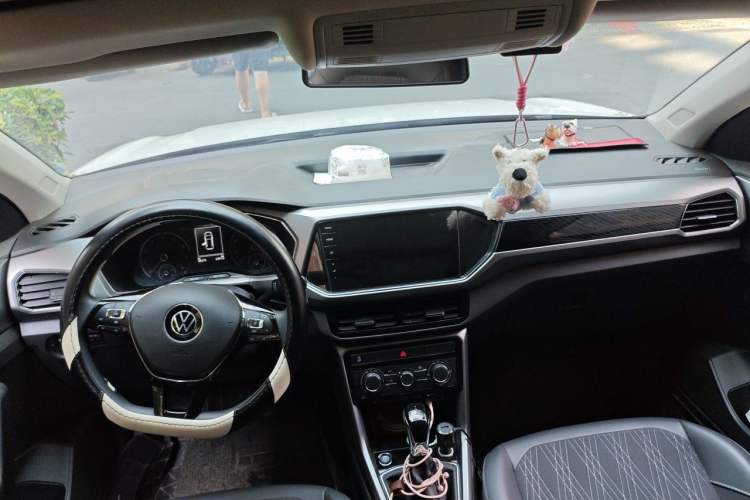Used Volkswagen T-Cross 2021 280TSI DSG Comfort Edition Center Console
