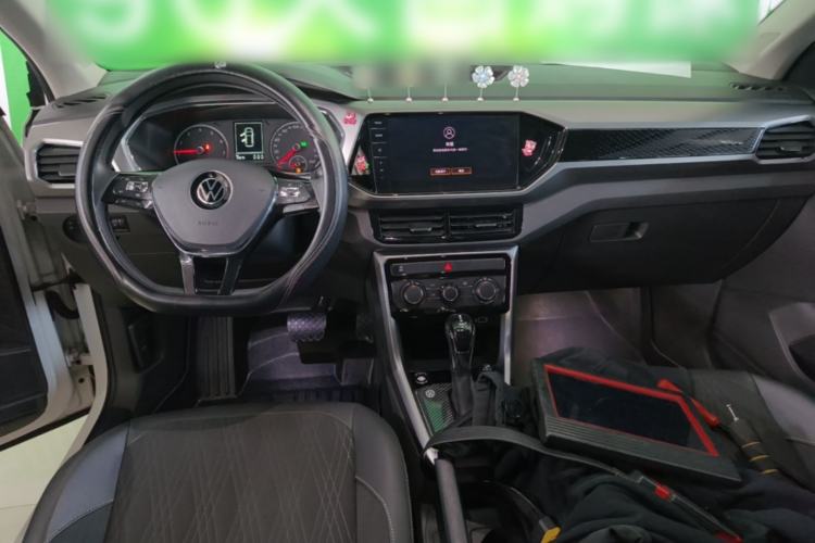 Used Volkswagen T-Cross 2021 280TSI DSG Comfort Edition Center Console