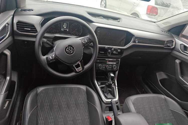 Used Volkswagen T-Cross 2021 280TSI DSG Comfort Edition Center Console