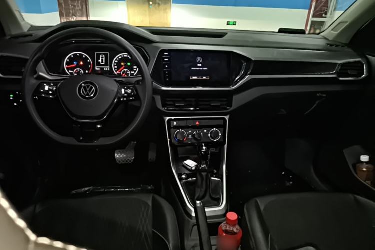 Used Volkswagen T-Cross 2021 1.5L Automatic Comfort Edition Center Console