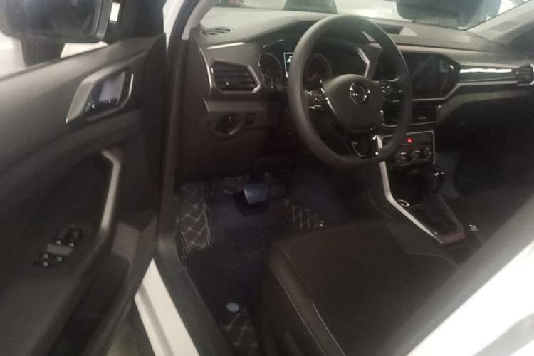 Used Volkswagen T-Cross 2021 280TSI DSG Comfort Edition Driver Seat