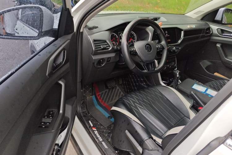 Used Volkswagen T-Cross 2021 280TSI DSG Comfort Edition Driver Seat