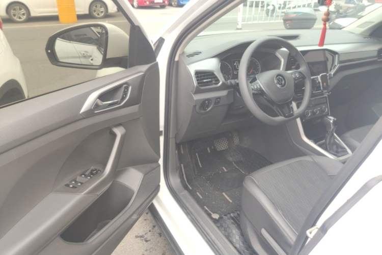 Used Volkswagen T-Cross 2021 280TSI DSG Comfort Edition Driver Seat